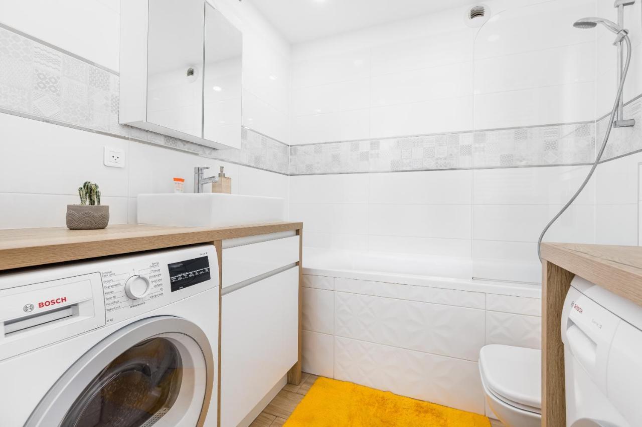 Bm Apartamenty Przytulny Apartament 142 W Centrum Szczecina Екстериор снимка